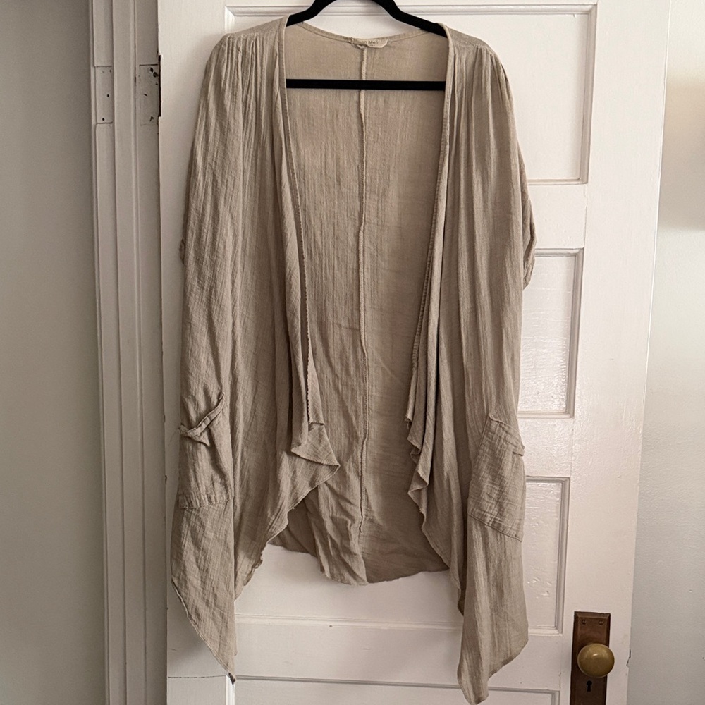 Lightweight linen taupe Women’s Coverup Kimono - Picture 4 of 5